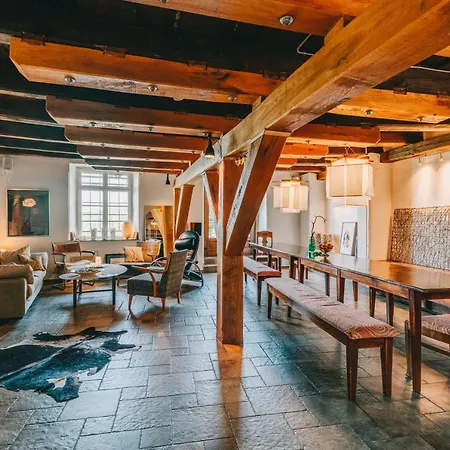 ゲストハウス Obester Panzio バダチョニトマイ