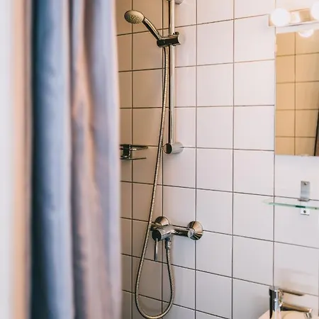 Obester Panzio 3* Badacsonytomaj