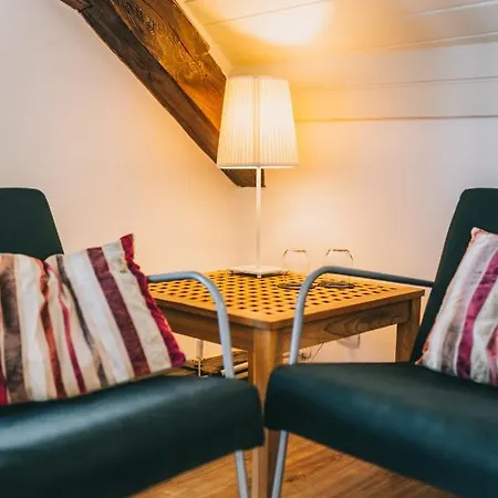 Obester Panzio ゲストハウス バダチョニトマイ