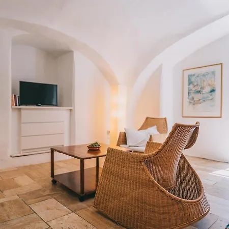 Obester Panzio ゲストハウス 3*