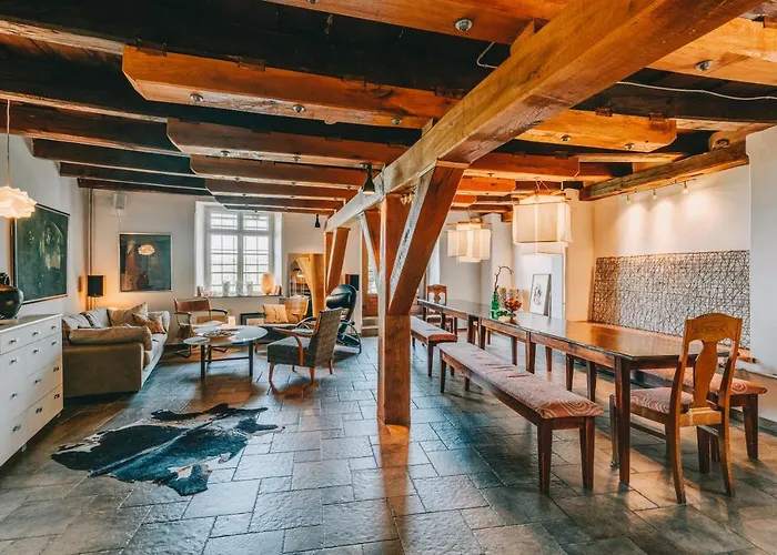 ゲストハウス Obester Panzio バダチョニトマイ